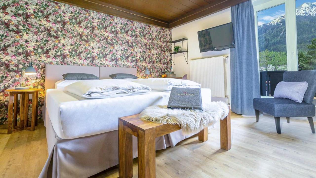 Boutique Hotel Olympia เซเฟลด์ อิน ทิโรล ภายนอก รูปภาพ