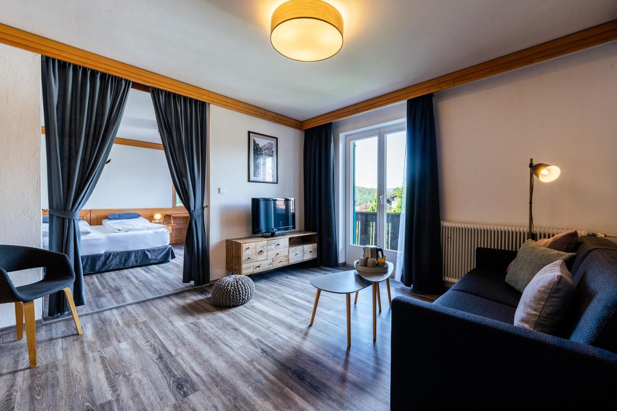 Boutique Hotel Olympia เซเฟลด์ อิน ทิโรล ภายนอก รูปภาพ