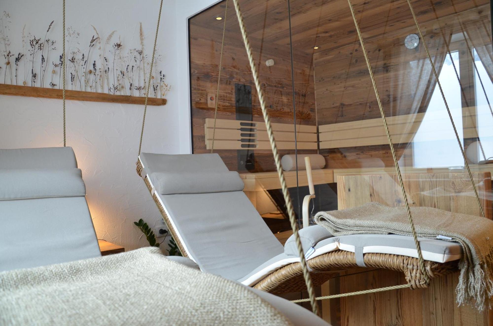 Boutique Hotel Olympia เซเฟลด์ อิน ทิโรล ภายนอก รูปภาพ